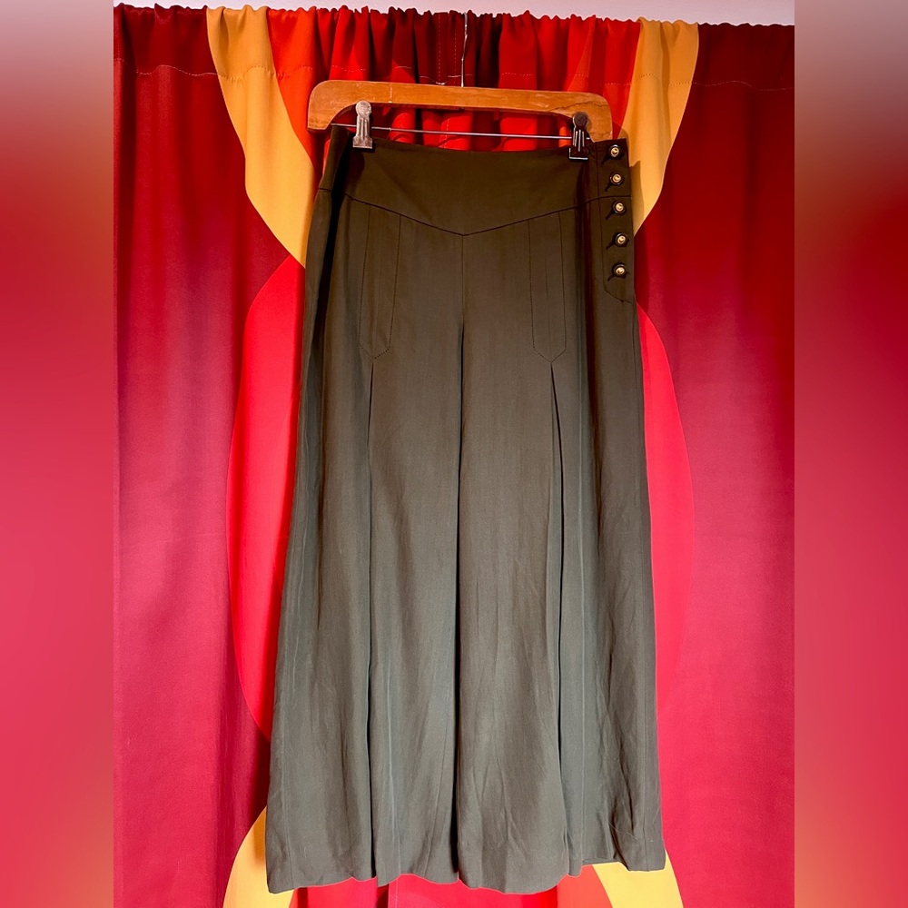 NWT Elevenses Cropped Side-button Pants